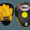 Focus Mitts * | Fire Sale Twins Special Focus Mitts Pml 10 Black Yellow